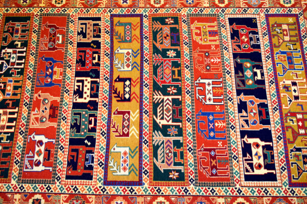 Kilim Sirjan ( suzani ) 200 x 130 cm - immagine 2