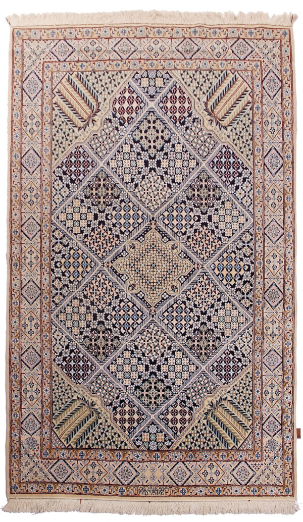 Persia Nain F.V.